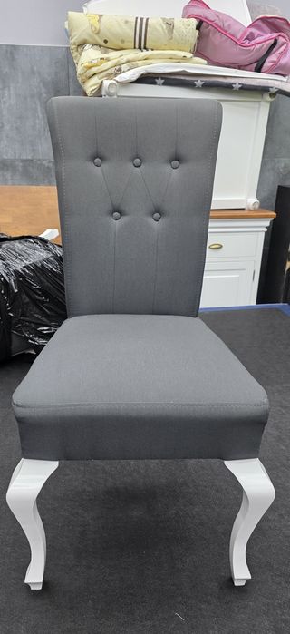 Stół dębowy 6 osobowy + krzesla