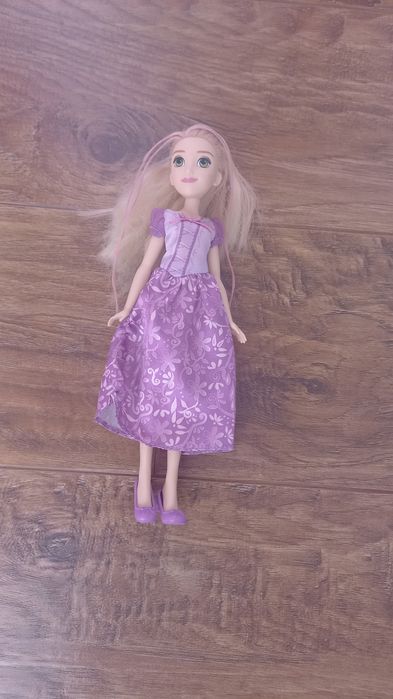 Lalka roszpunka disney