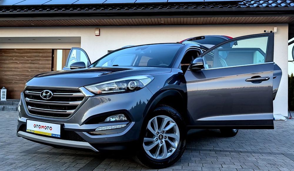 Hyundai Tucson 1,6 16v klimatronic alu navi kamera grzane fotele oryginalny lakier