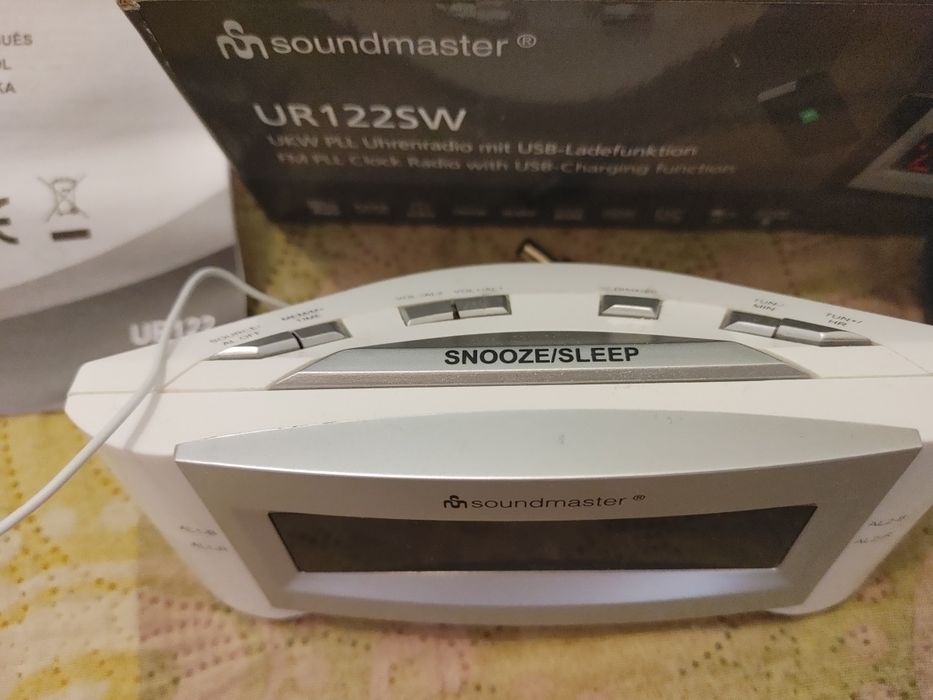 Радіочаси ur122sw