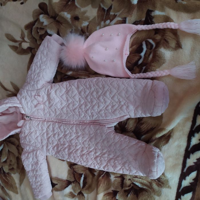 Весняний комбінзон та шапочка для дівчинки