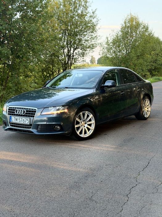 Audi A4 Limousine Audi A4b8 2.0 tdi
