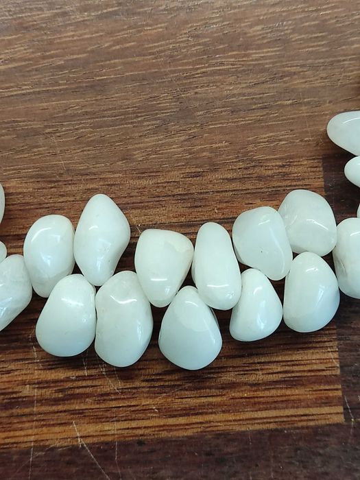 Stary naszyjnik kolia z kamieni naturalnych biały agat vintage