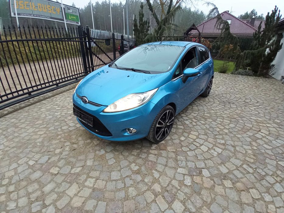 Bardzo ładna fiesta 1.25 benzyna  przebieg