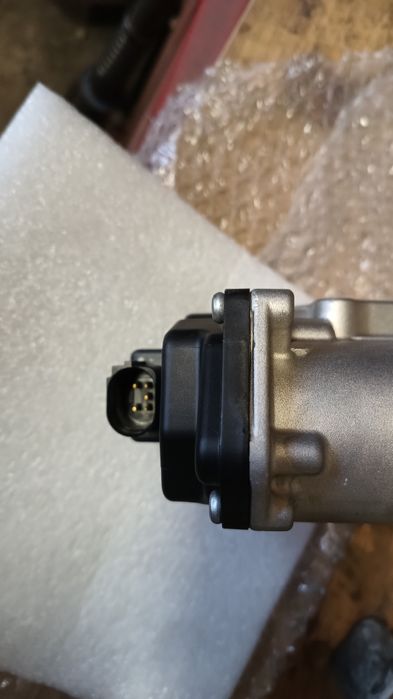 Zawór EGR 2.0 tdi seat, audi, vw
