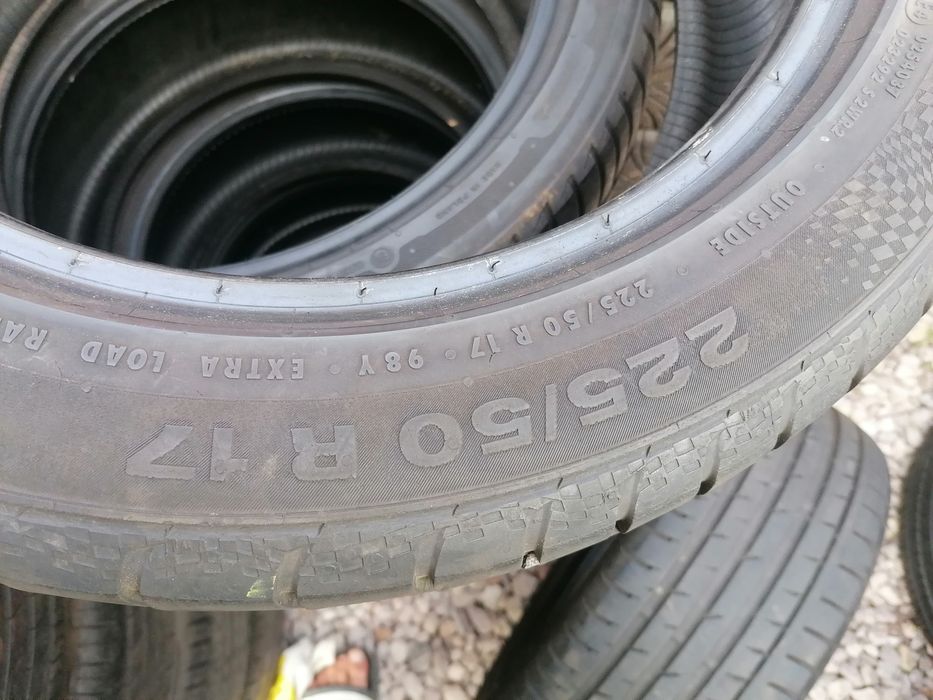 225/50/17 Continental 2025 rok