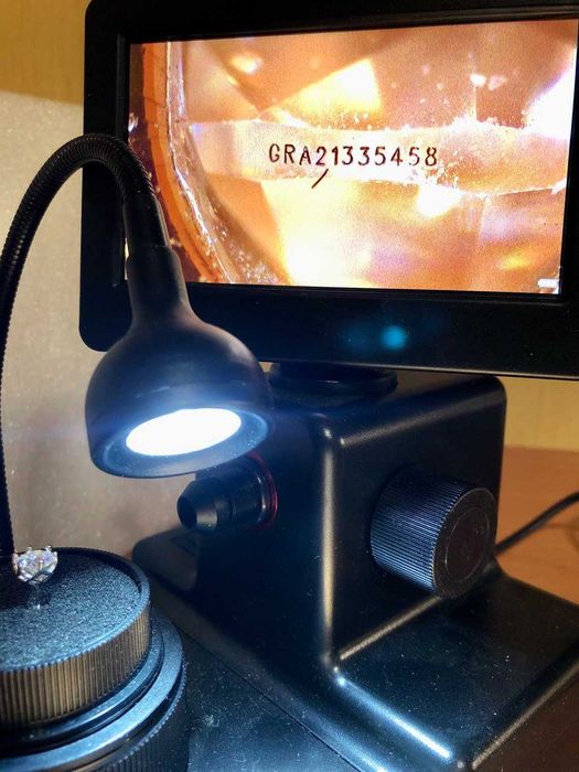 Серьги серебро с чистым муассанитом 2.0 карат