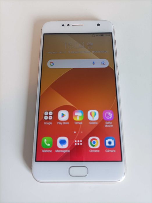 Telemóvel Asus Zenfone 4