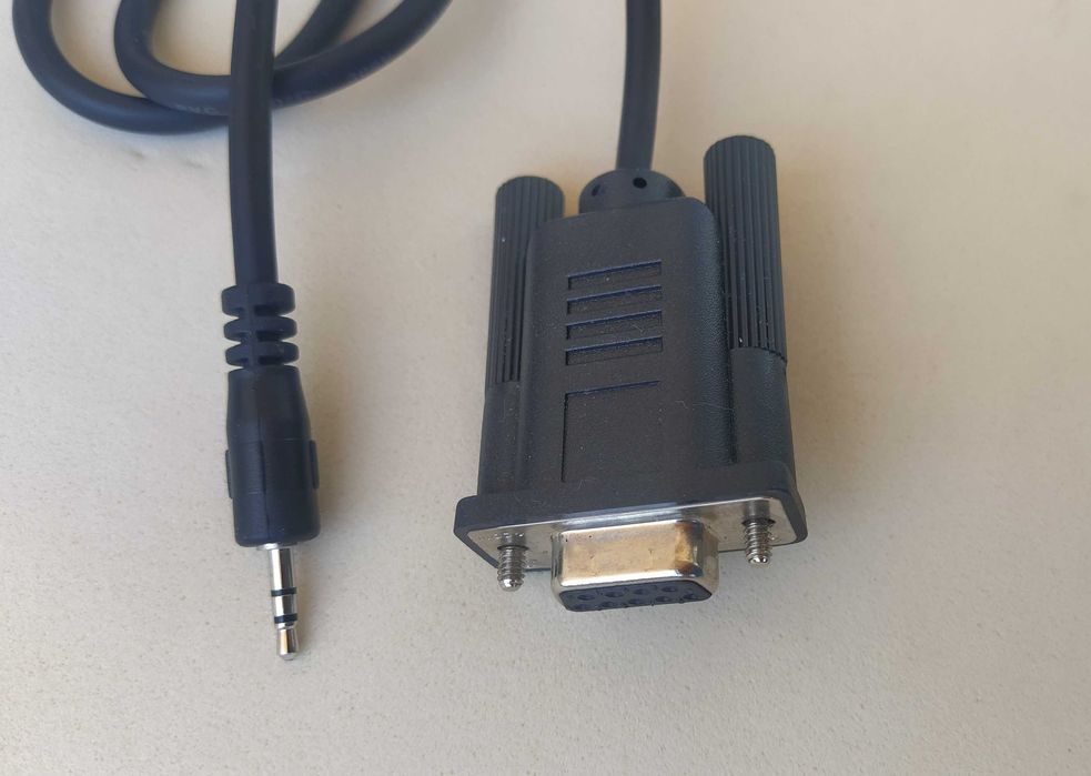 Cabo Adaptador Série RS232 DB9 Fêmea para Jack 2.5mm (Micro Jack)- Novo