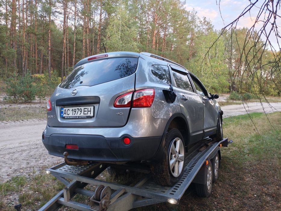 Nissan qashqai 2.0 дизель автомат 2011 року семиместный