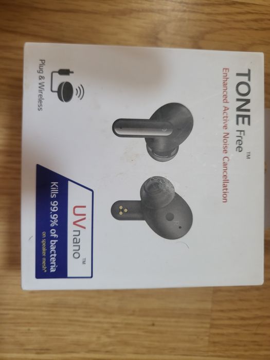 LG tone free FP9