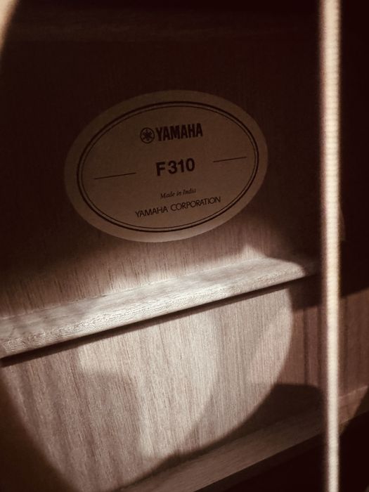 Гітара Yamaha F310
