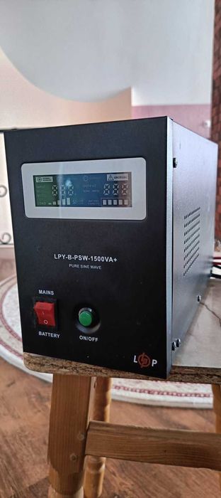 Продам ДБЖ LogicPower LPY-W-PSW-800VA+ потужність 560W