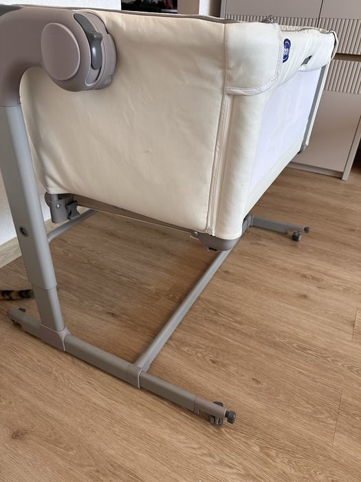 Sprzedam łóżeczko dostawne Chicco Next2Me