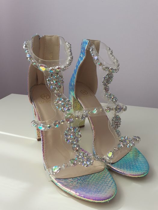 Sandały na obcasie Lu Boo 40 cyrkonie śliczne