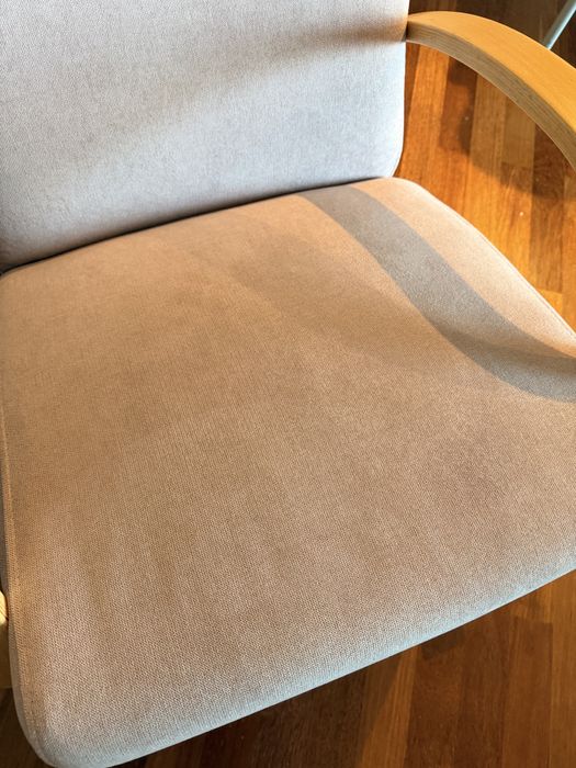 Cadeira de baloiço rosa velho