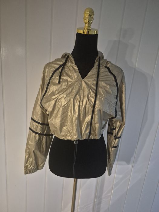 Kurtka, narzutka damska przeciwdeszczowa