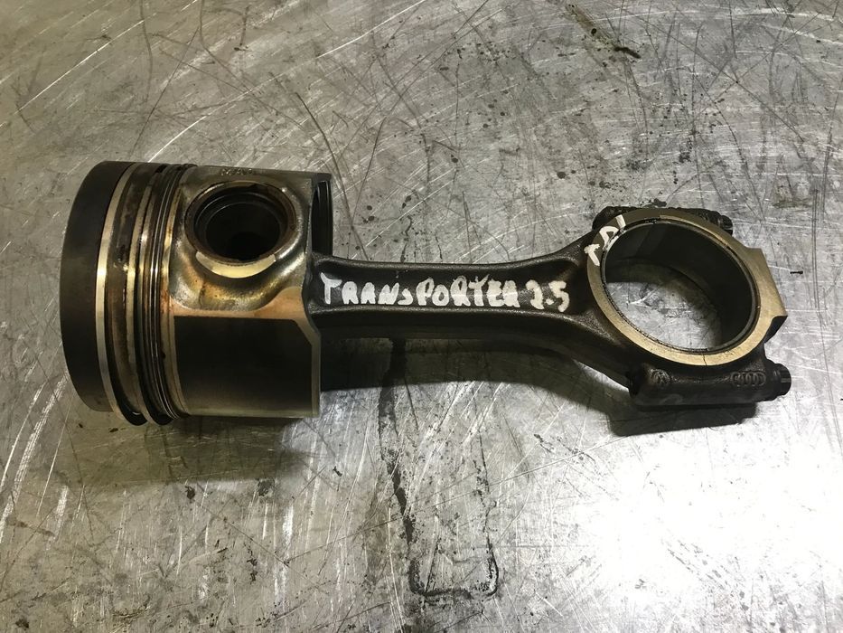 PISTON COM BIELA VOLKSWAGEN TOUAREG / TRANSPORTER 2.5TDI (AXD AXE BAC)
