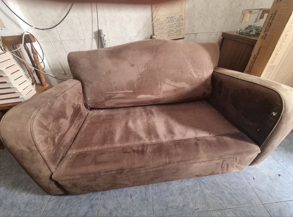 Sofa de dois lugares