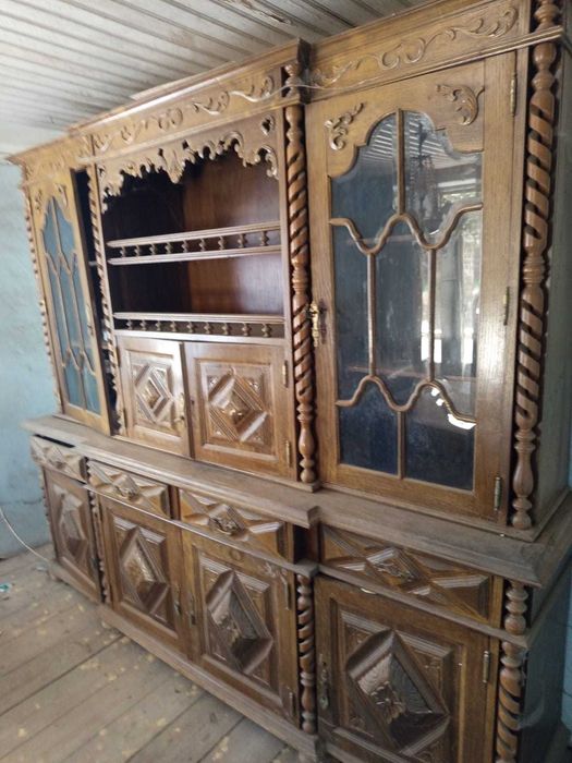 Movel Sala madeira antigo em bom estado