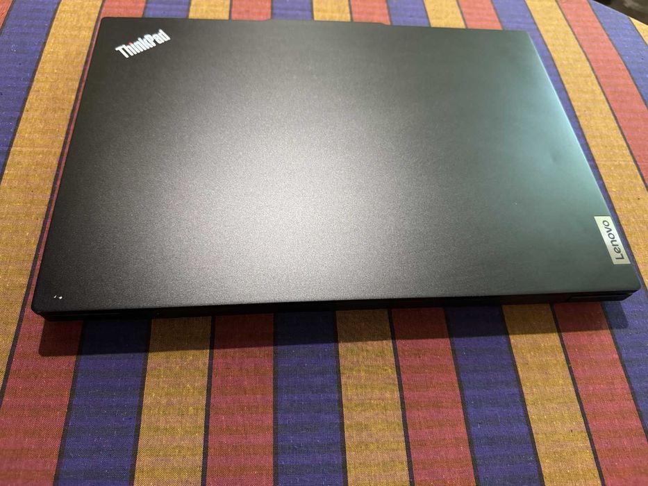 Lenovo ThinkPad E16. 16.0 fhd ips Ryzen 5 7530U 4.5GHz 40GB 512GB ssd