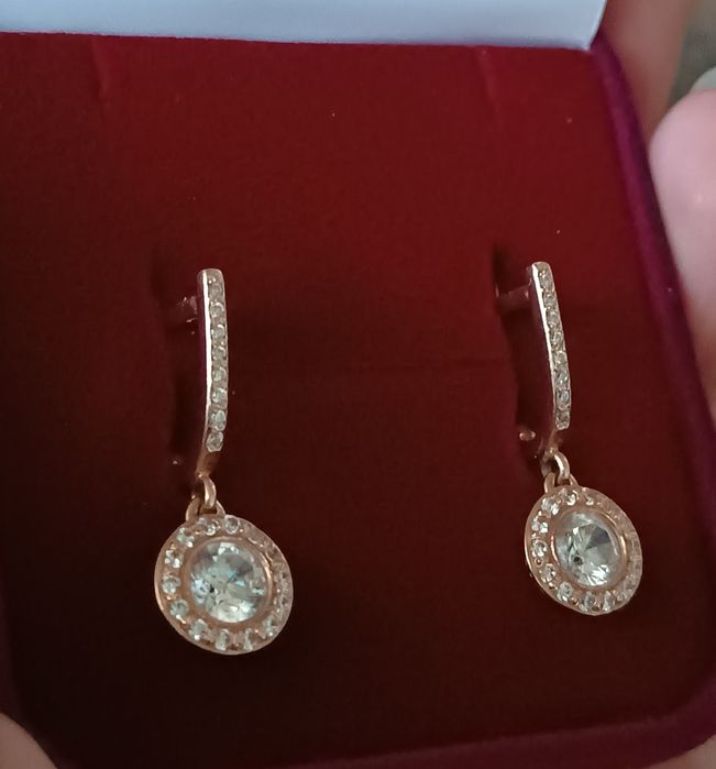 Золотые серьги с подвесками 585 пр., вес 3,21 гр.