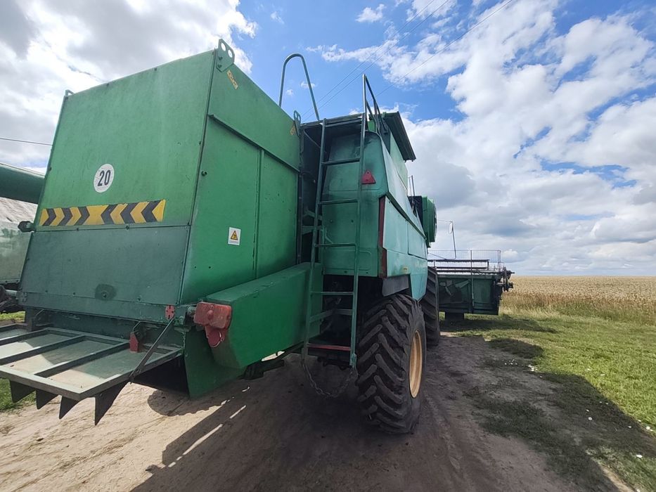 Комбайн Дон 1500б