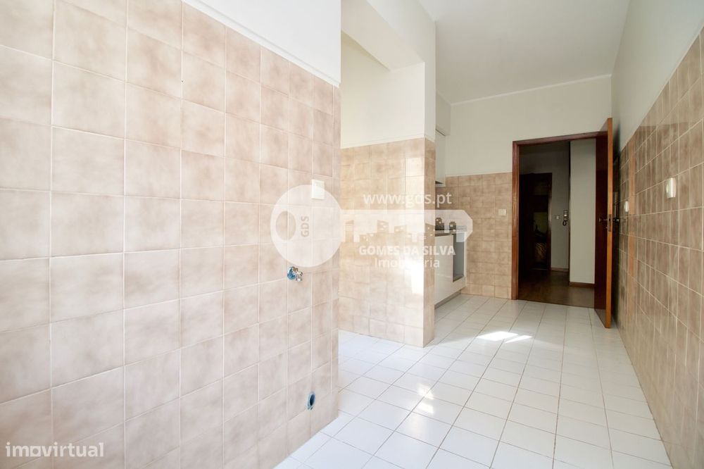 T2 p/ investimento sito em Lomar, Braga