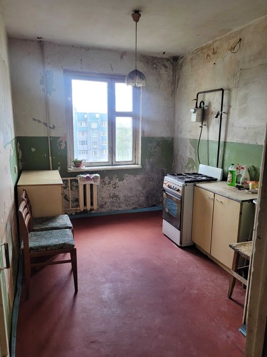 Продам 3-х комнатную квартиру, район Ласточка. Торг