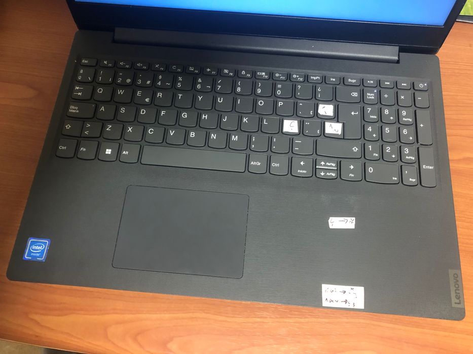 Portátil Lenovo V15 IGL 82C3001WSP N4020 8/256GB 15.6"