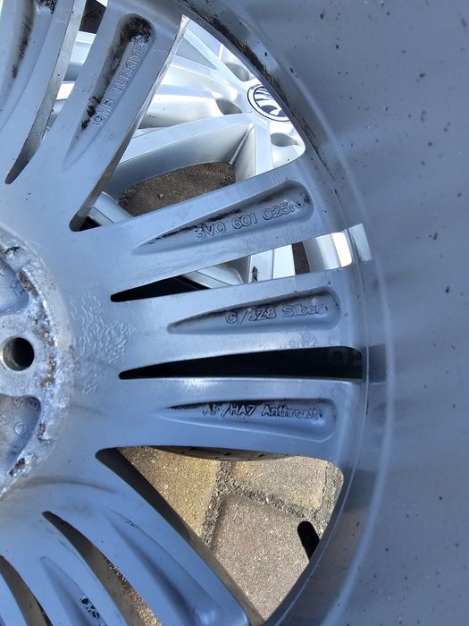 Alufelgi 19cali SIRIUS SKODA SUPERB 3 8JX19H2 ET44 5x112