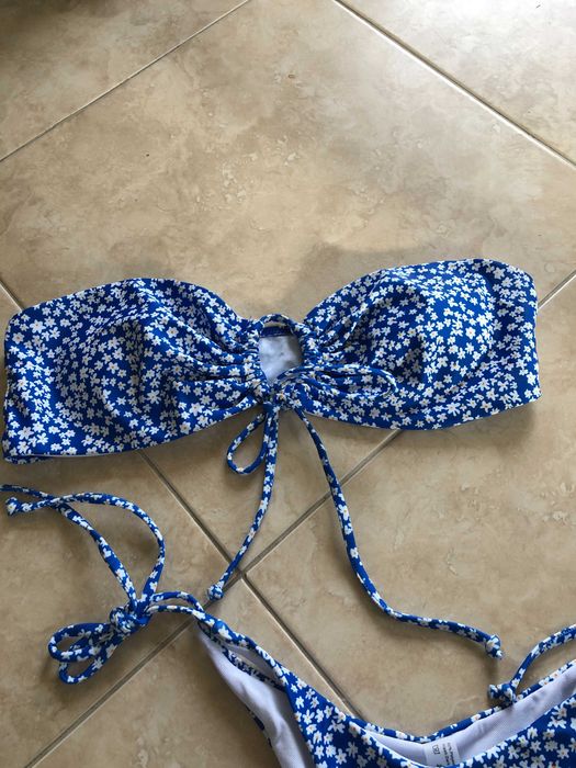 Biquini azul novo