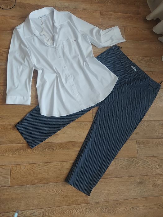 Акция! Турецкие  брюки7/8  в полоску , высокая посадка  .50- 52