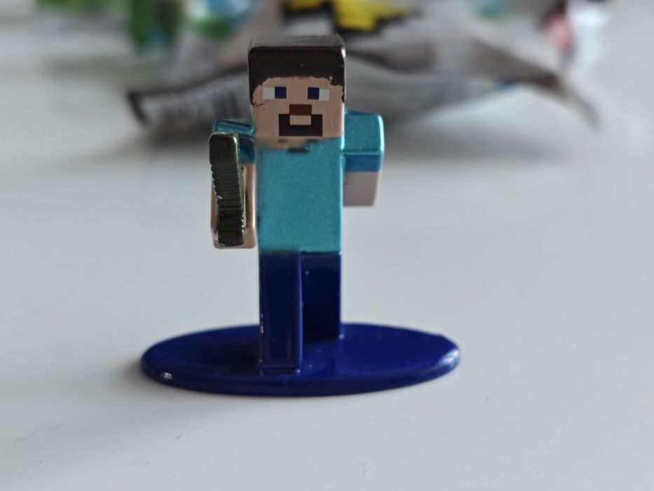 Minecraft metal figurki jada