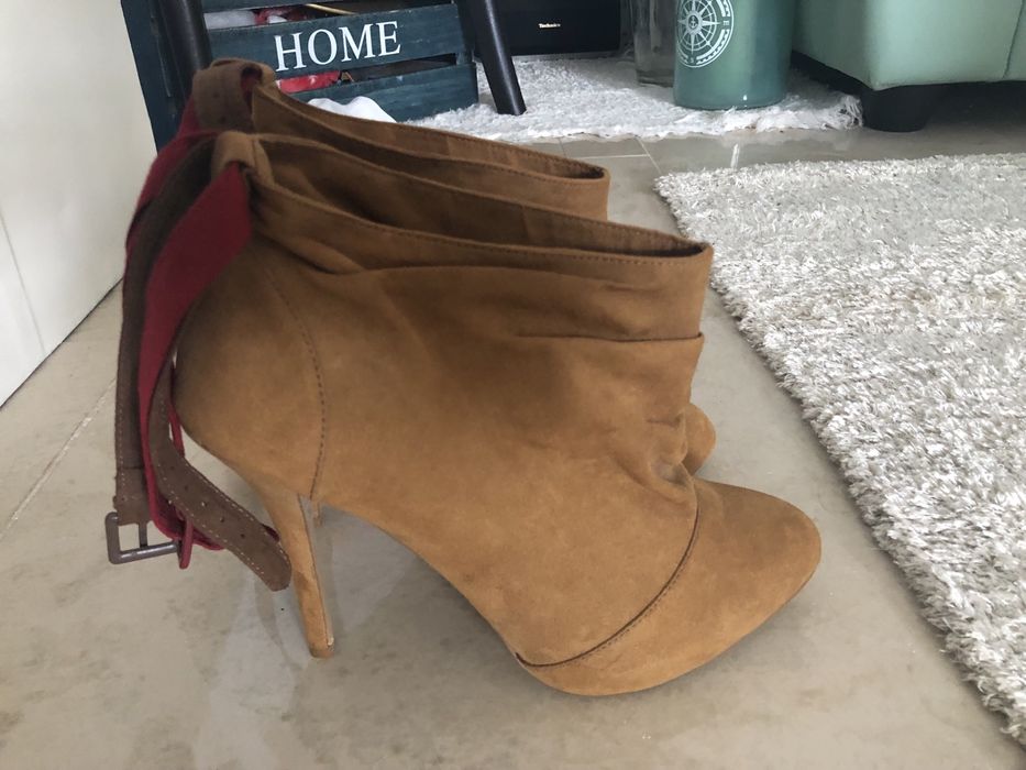 Sapatos Bershka 38/39 a Estrear!