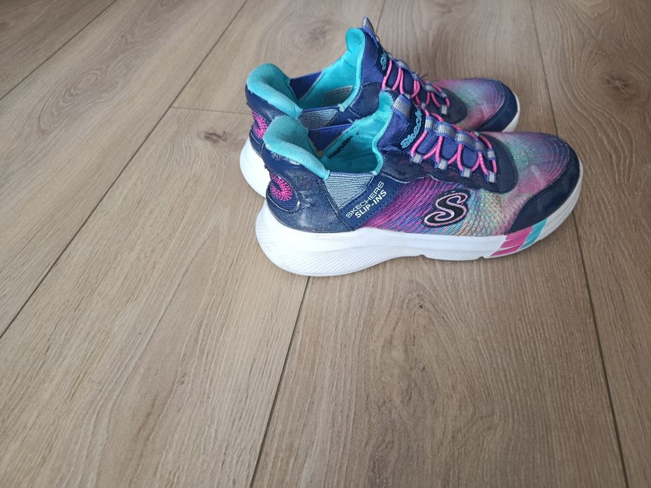 Buty sportowe Skechers Slip-ins 35