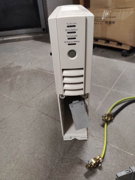 ББЖ Упс APC 1000 RS Back-ups pro 1000