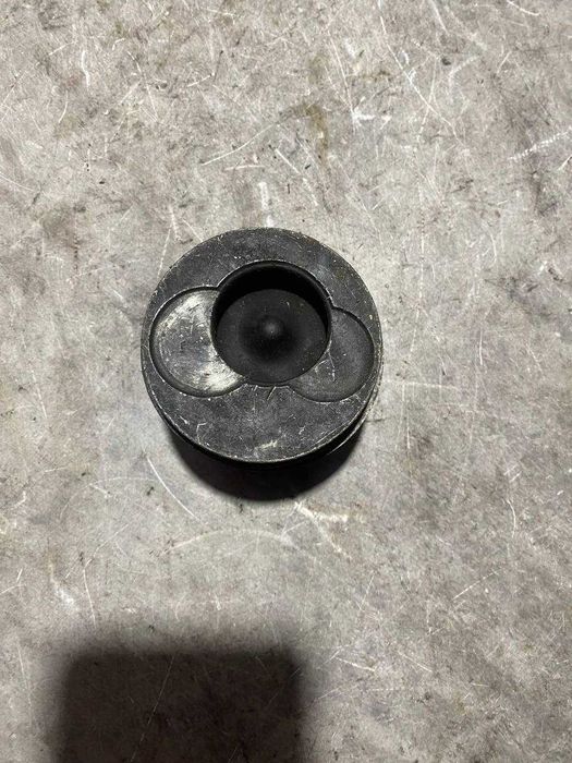 Поршень Volkswagen Transporter T4 2.5 TDI дизель