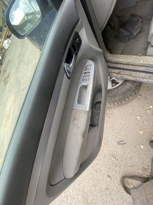 Дверные карты Volkswagen Touran