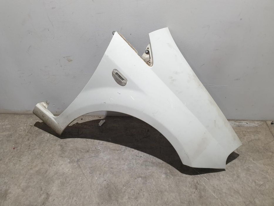 Guarda-Lamas Frente Direito Fiat Iii Evo Punto 199