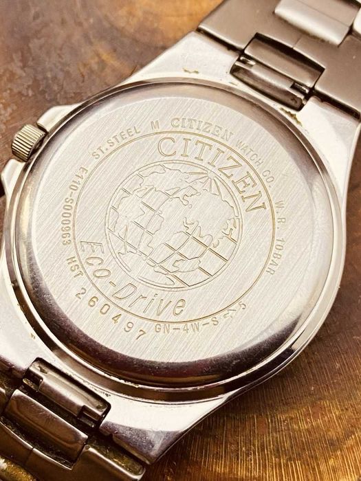 CITIZEN Eco-Drive E-110