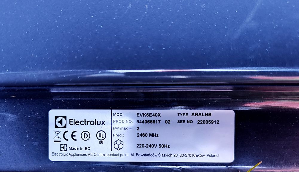 Mikrofalówka do zabudowy Electrolux EVK6E40X 46L