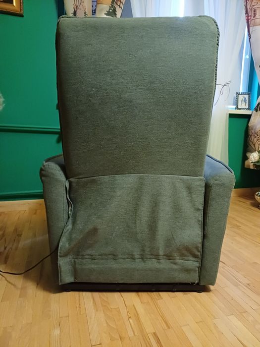 Fotel rozkładany elektycznie