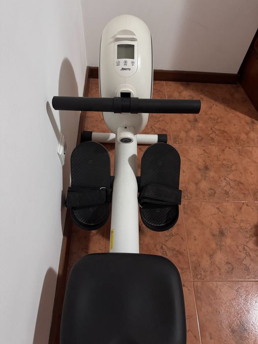 Maquina de Remo JOROTO