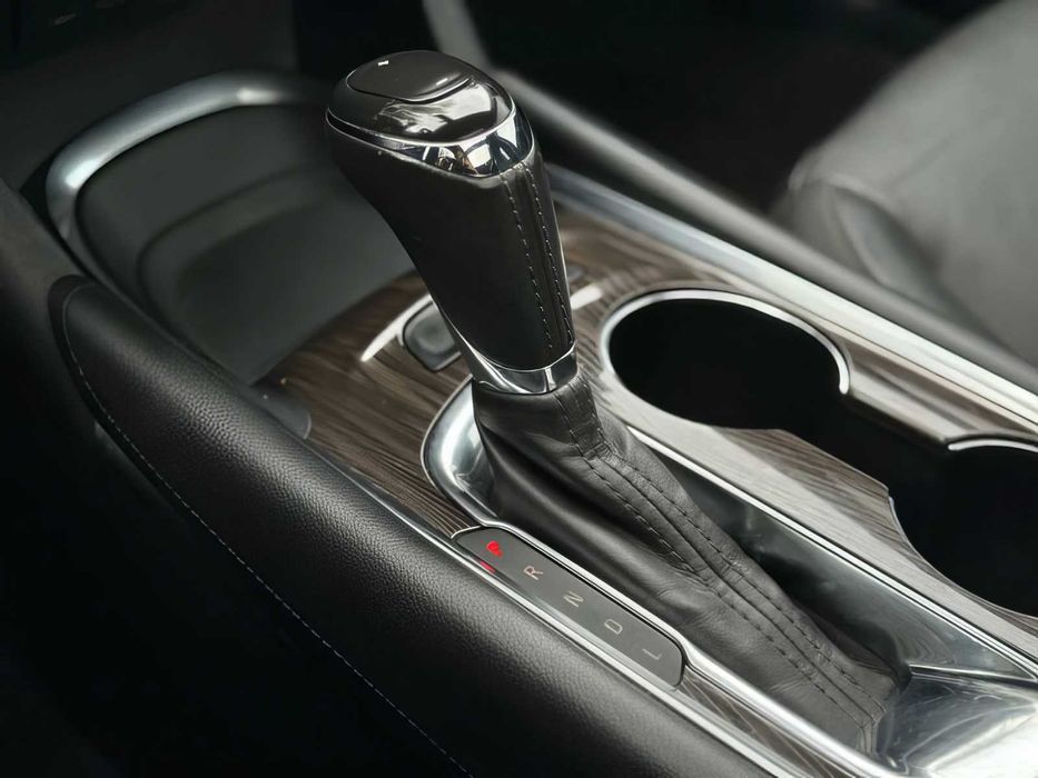 Chevrolet Malibu Premier      2020