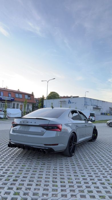 Skoda Superb Skoda Superb Sportline 2.0 TSI 4x4 FV
