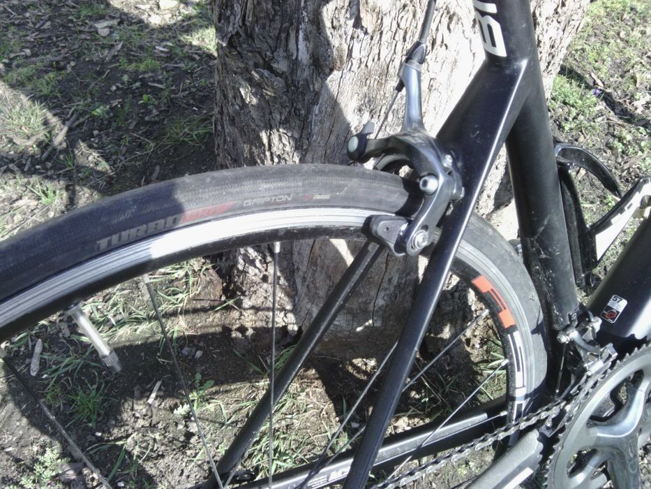 Szosa BMC rama karbonowa 57cm, 2x10 TIAGRA