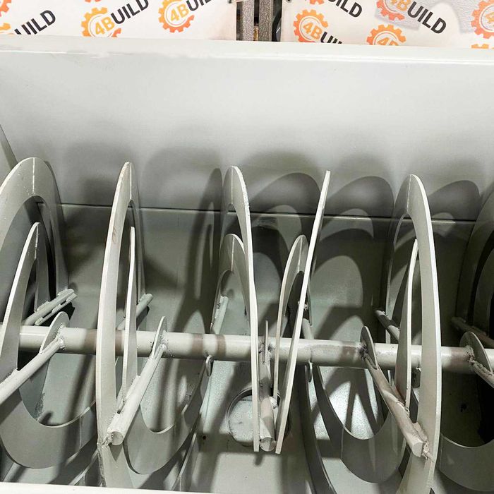 Шнековий змішувач, кормозмішувач, кормосмеситель, смеситель, шнек