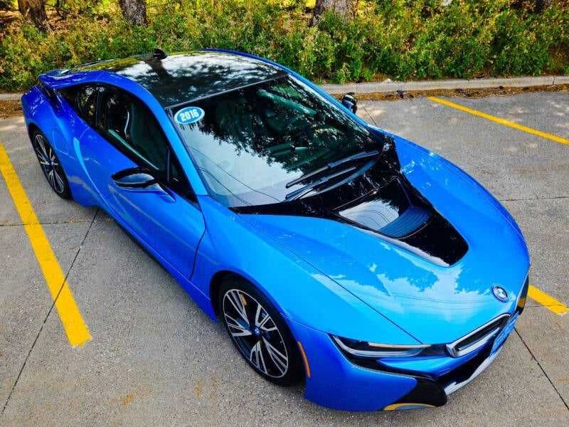 2016  BMW i8 AWD