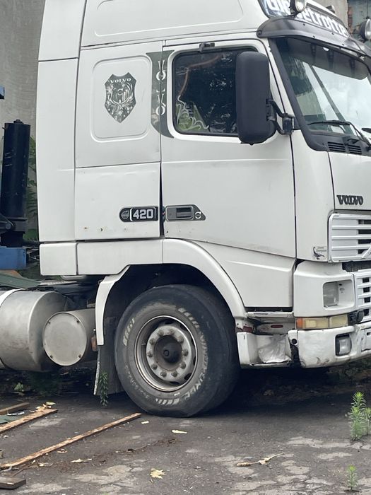 Volvo с прицепом